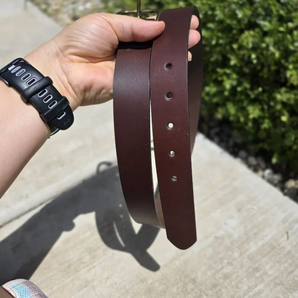 Carhartt Bridle Brown Leather Debossed Keeper Belt Size Medium M Womens